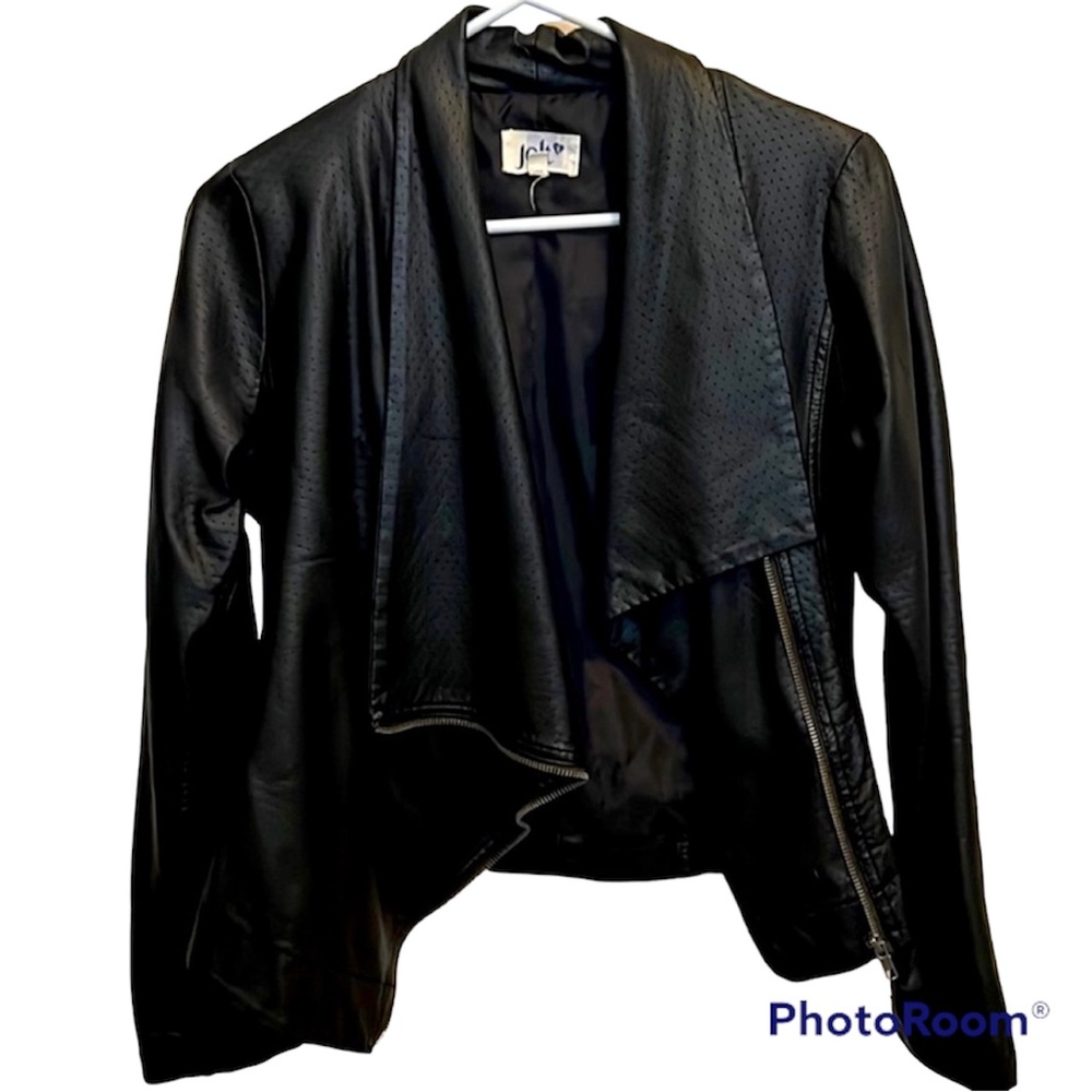 Beautiful vegan leather moto jacket, Size Sm